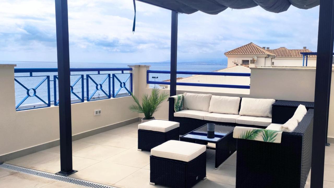 Atico De Albaida Duplex Frente Al Mar Appartement El El Morche Buitenkant foto